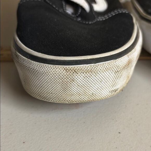 Vans Off the Wall Black and White Low-Top Canvas Sneakers Size 13 - Picture 9 of 13